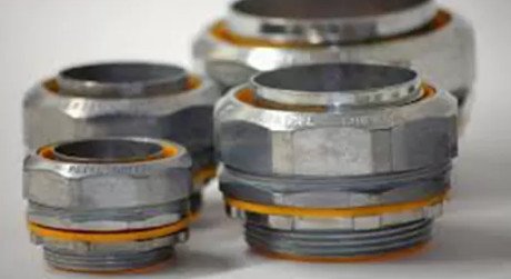 CONECTOR LT RECTO DE METAL 1-1/2